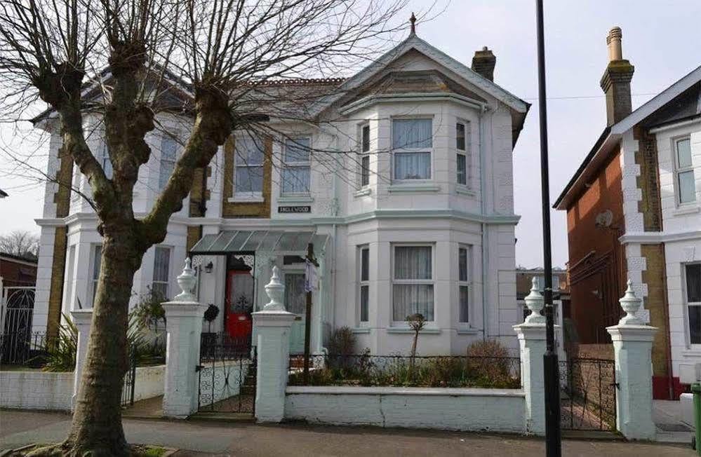 Inglewood Bed & Breakfast 3*